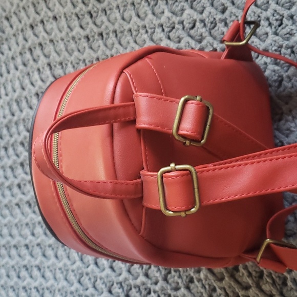 Loungefly Disney Backpack ❤ - Picture 8 of 8